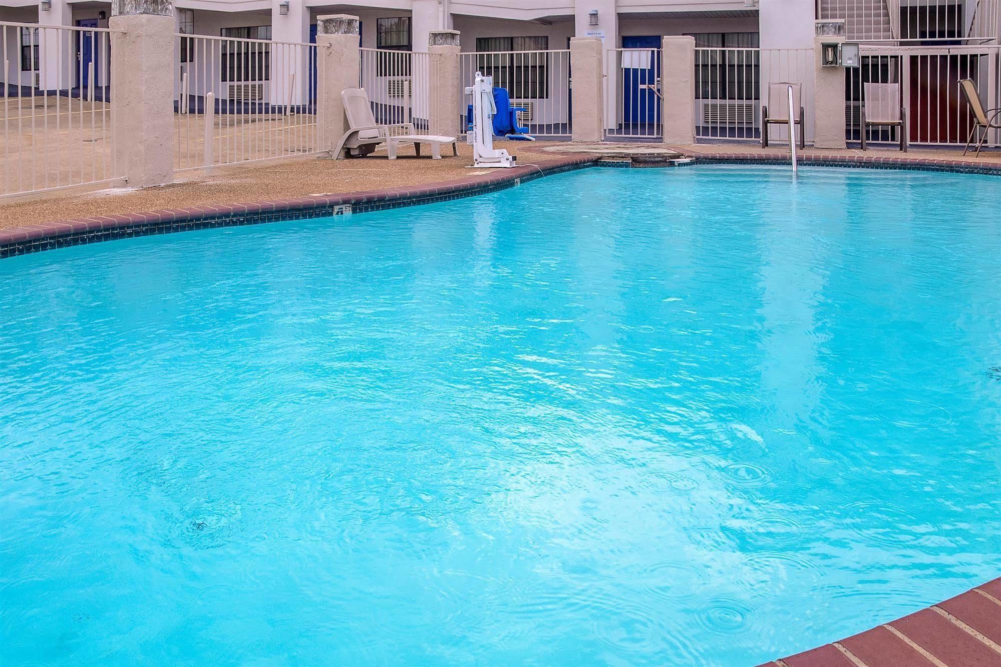 Motel 6-Canton, Tx Dış mekan fotoğraf